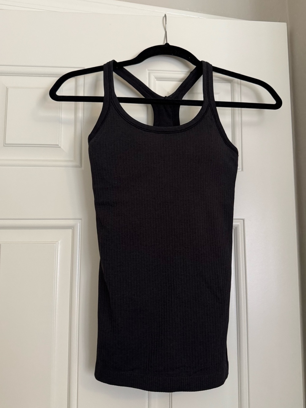 Lululemon Women’s Black Ribbed Racerback Tank Top